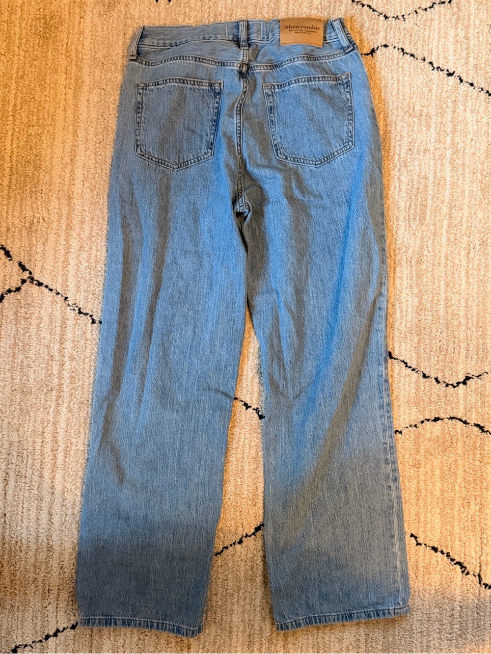 Abercrombie Kids Light Blue Baggy Jeans -  Boys 15/16 - Picture 4 of 4